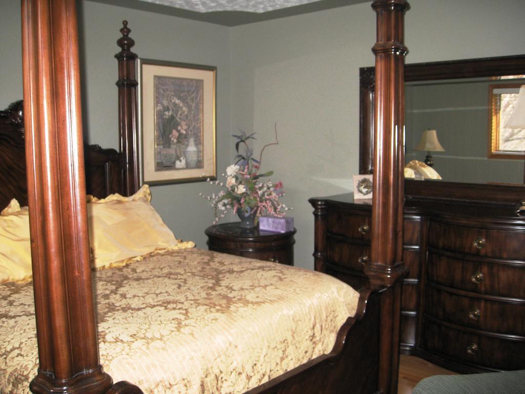 Mcdougall Lane Bed & Breakfast Drumheller Ruang foto
