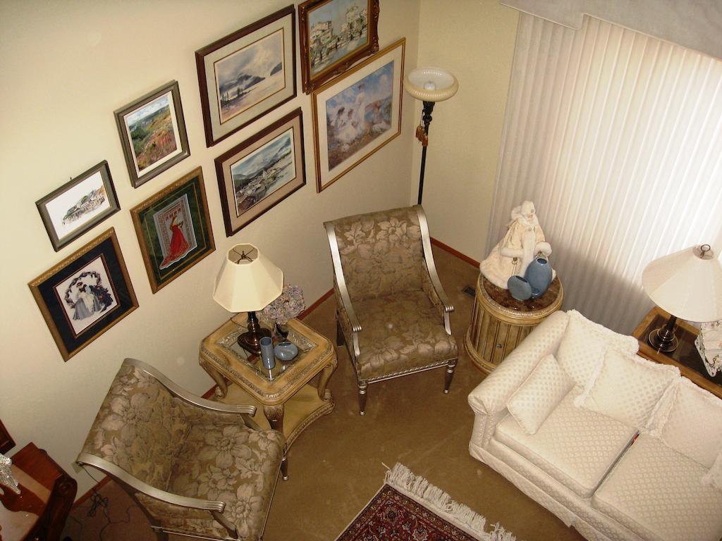 Mcdougall Lane Bed & Breakfast Drumheller Bagian luar foto