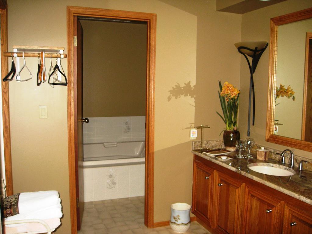 Mcdougall Lane Bed & Breakfast Drumheller Ruang foto