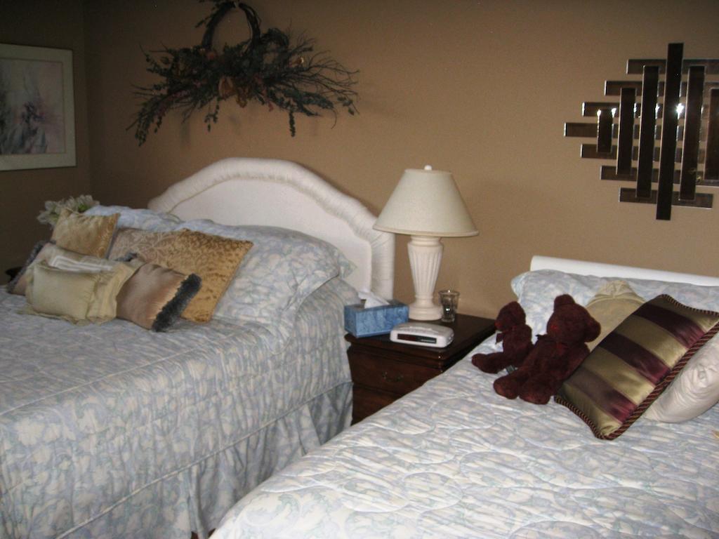 Mcdougall Lane Bed & Breakfast Drumheller Ruang foto