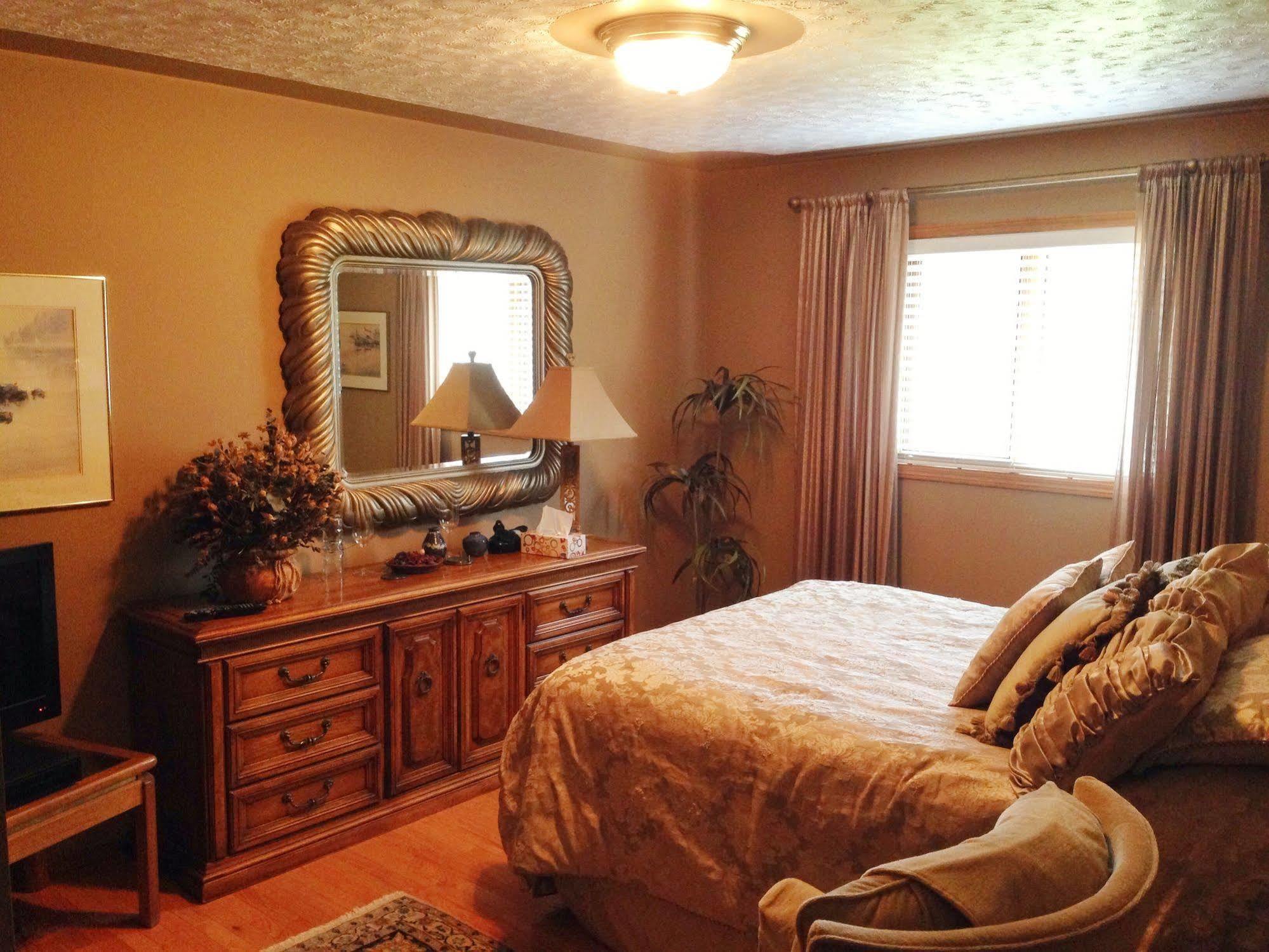 Mcdougall Lane Bed & Breakfast Drumheller Bagian luar foto